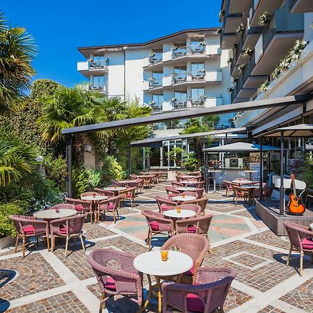 Hotel Continental - Tonelli Hotels Torbole Sul Garda Εξωτερικό φωτογραφία