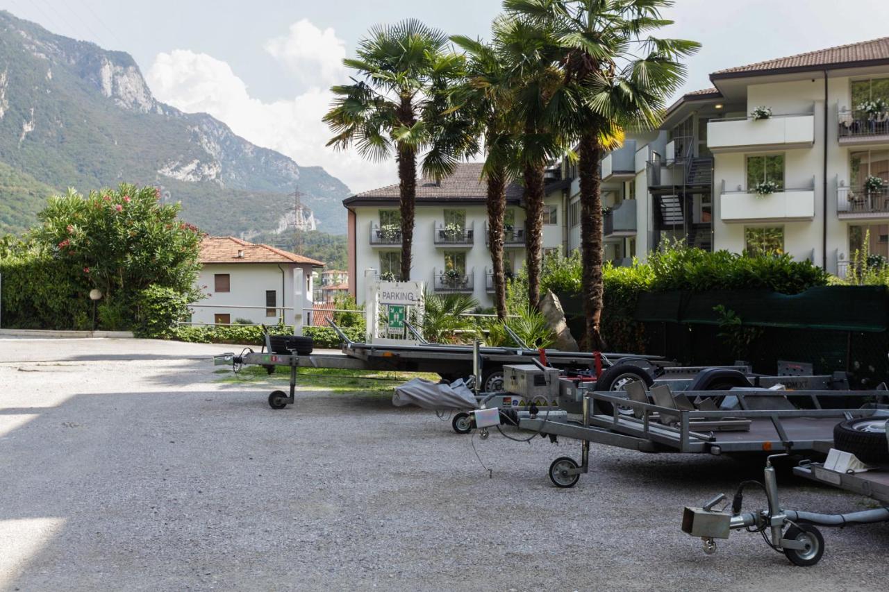 Hotel Continental - Tonelli Hotels Torbole Sul Garda Εξωτερικό φωτογραφία